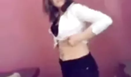 MILF کوتاه مو با الاغ بزرگ می داستان سک تصویری شود زیر کلیک
