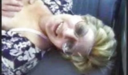 ورزش بلوند Curvy گرفتار بازی با بیدمشک می شود داستان سکسی تصویری ترجمه شده و سپس شخص بزرگتر را fucks می کند